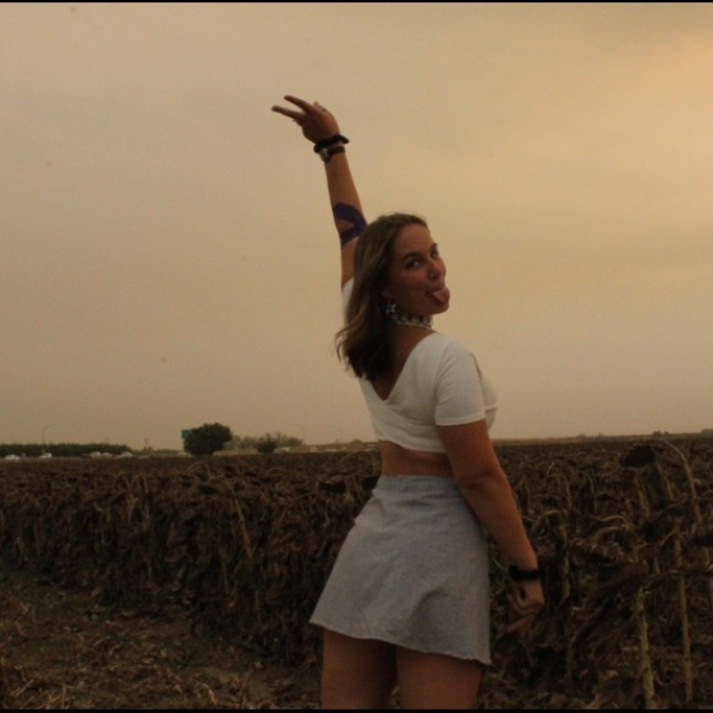 Meet your Posher, Hannah